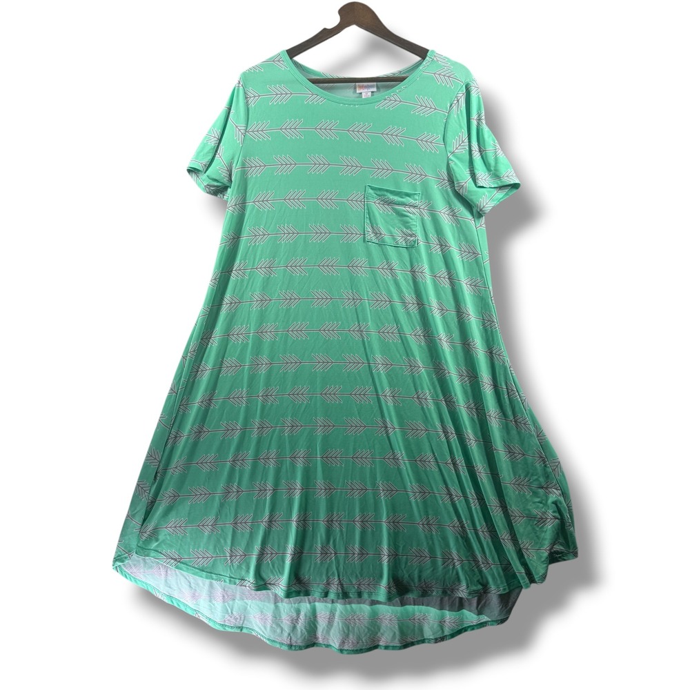 LuLaRoe Carly Dress Womens Medium Mint Green Grey Arrow Print Short Sleeve Swing